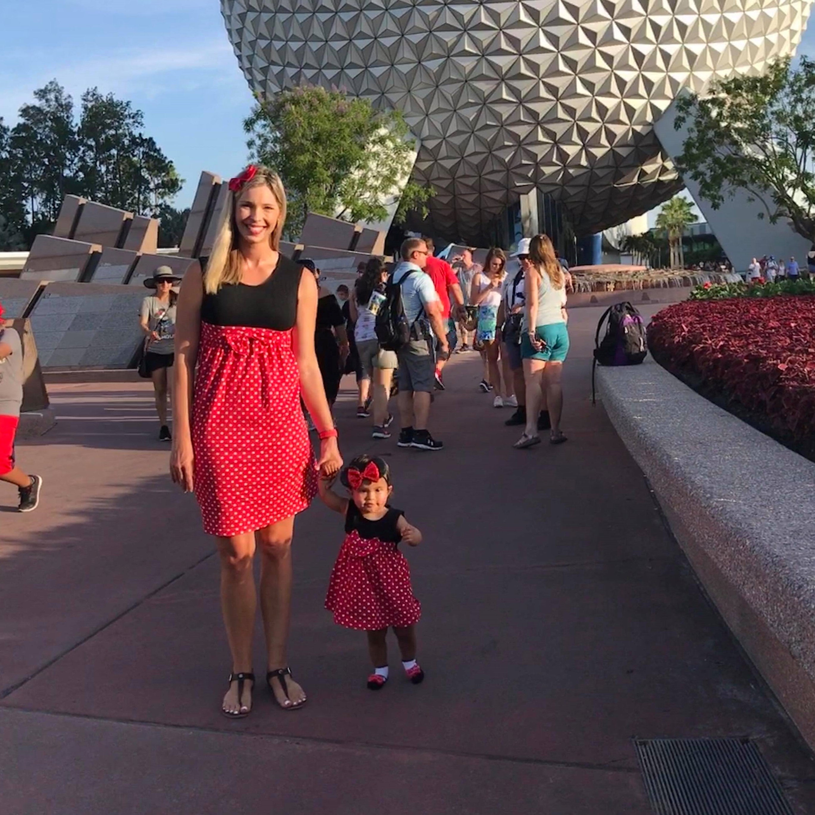 Girls Minnie Mouse Inspired Dress 8 / Red Girls Minnie Mouse Inspired Dress 8 / Red