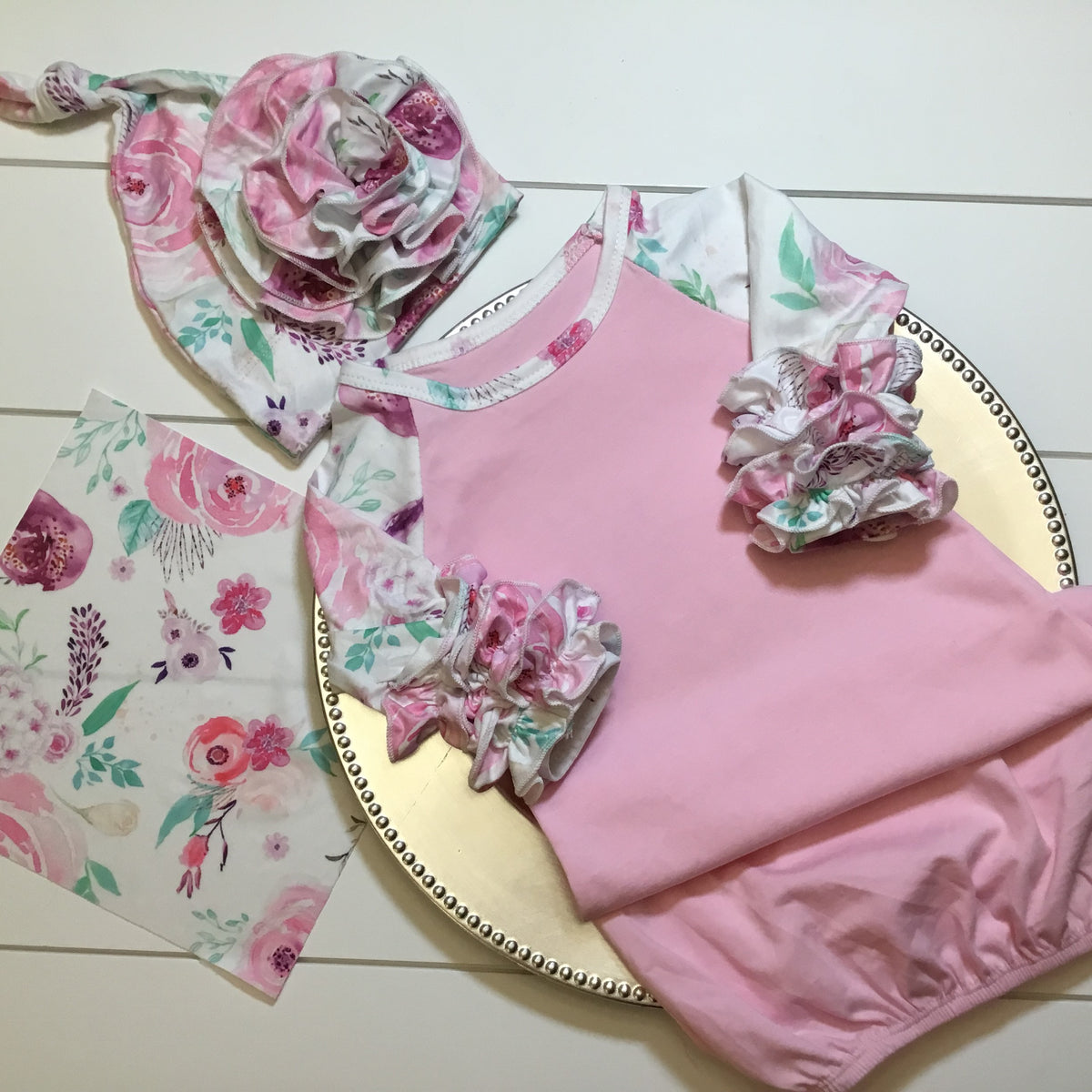 Baby Girls Ruffle Raglan Gowns With Beanie and Applique Swatch - Little Blanks, LLC